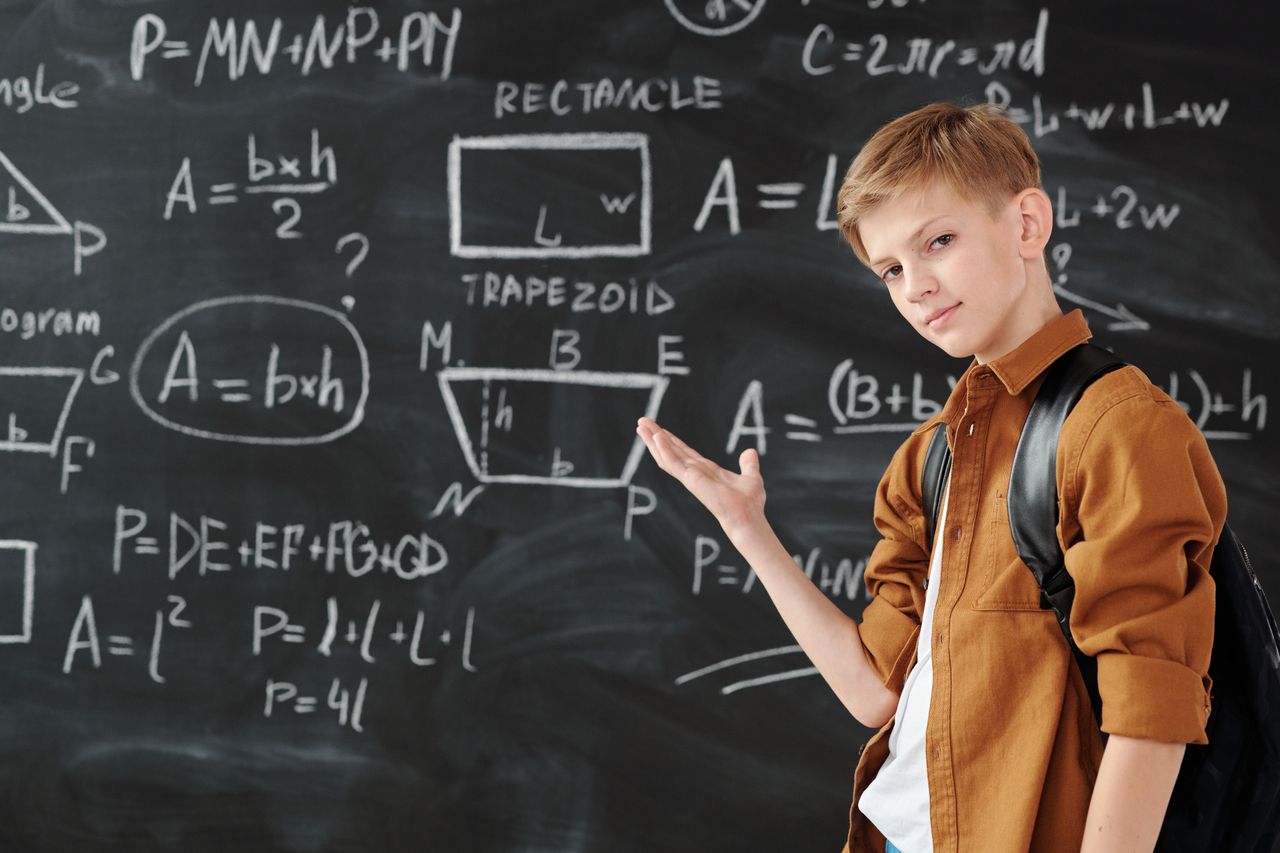 profitez de votre stage en programme Maths seconde et Physique-Chimie chez les cours Thales