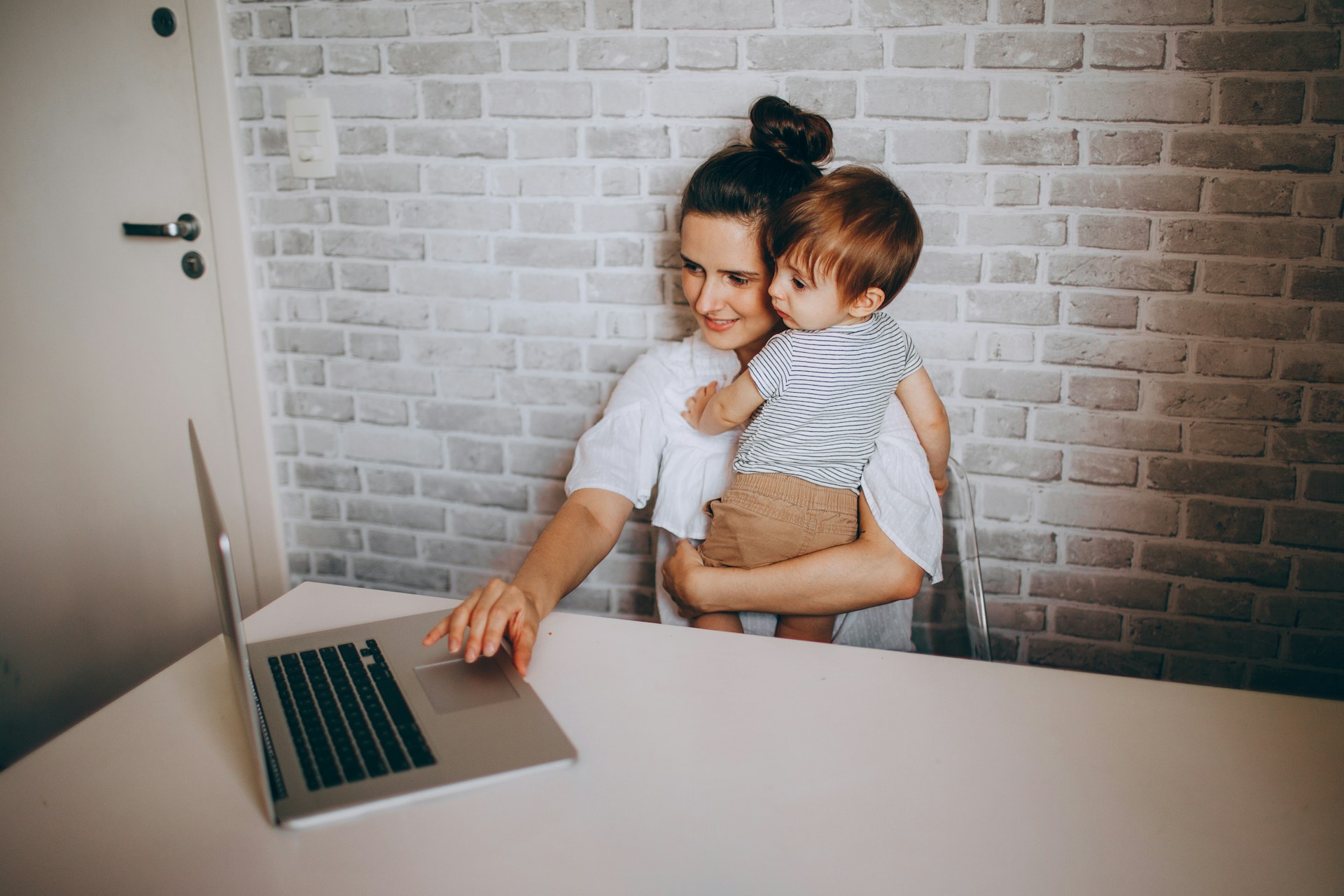 Vous cherchez un emploi de nounou ? Cartable et Pyjama recrute !
