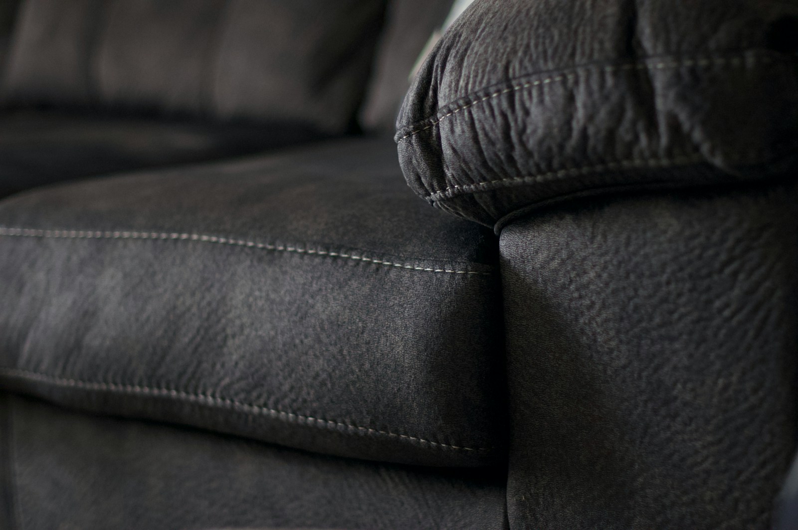 Dans quel magasin en ligne peut-on acheter un canapé cuir en soldes ?